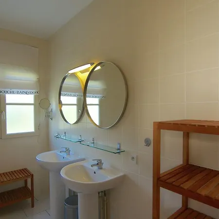 Charming In Rouz De With Private Garden La Séguinie